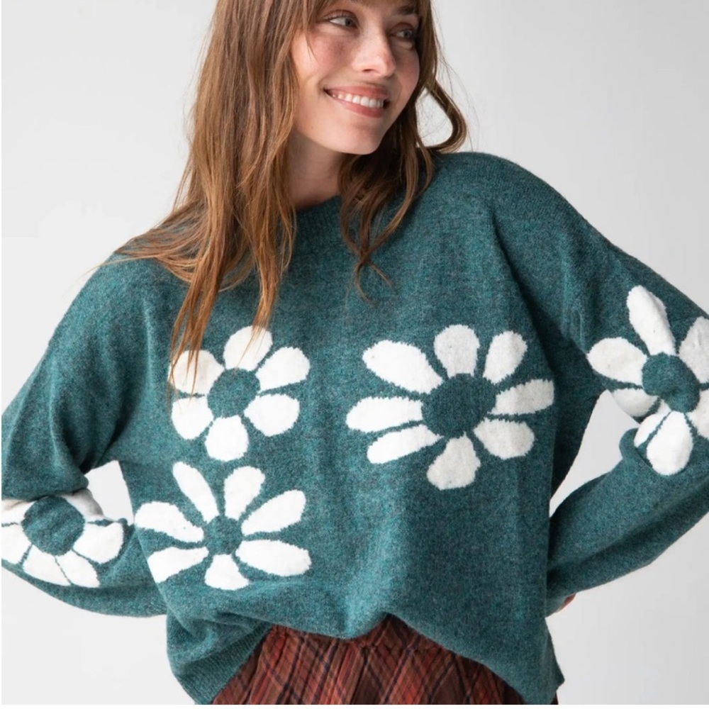 Natural Life Everyone’s Favorite Sweater